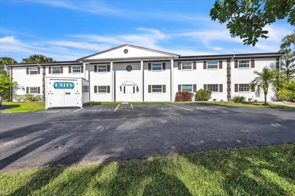 7043 New Post Drive North Fort Myers FL 33917