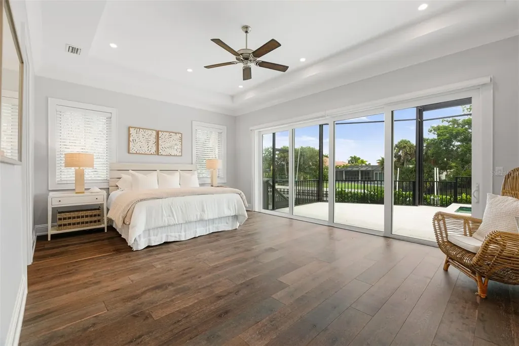 5569 Cape Leyte Drive Sarasota FL 34242