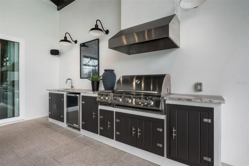 5569 Cape Leyte Drive Sarasota FL 34242
