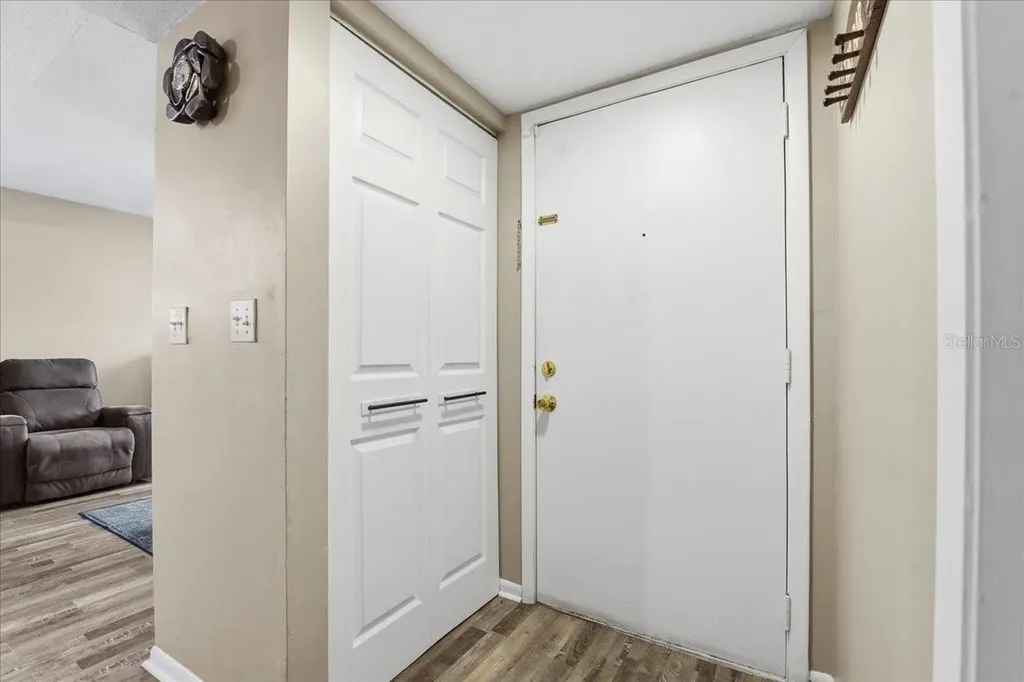 455 Alt 19 S Palm Harbor FL 34683