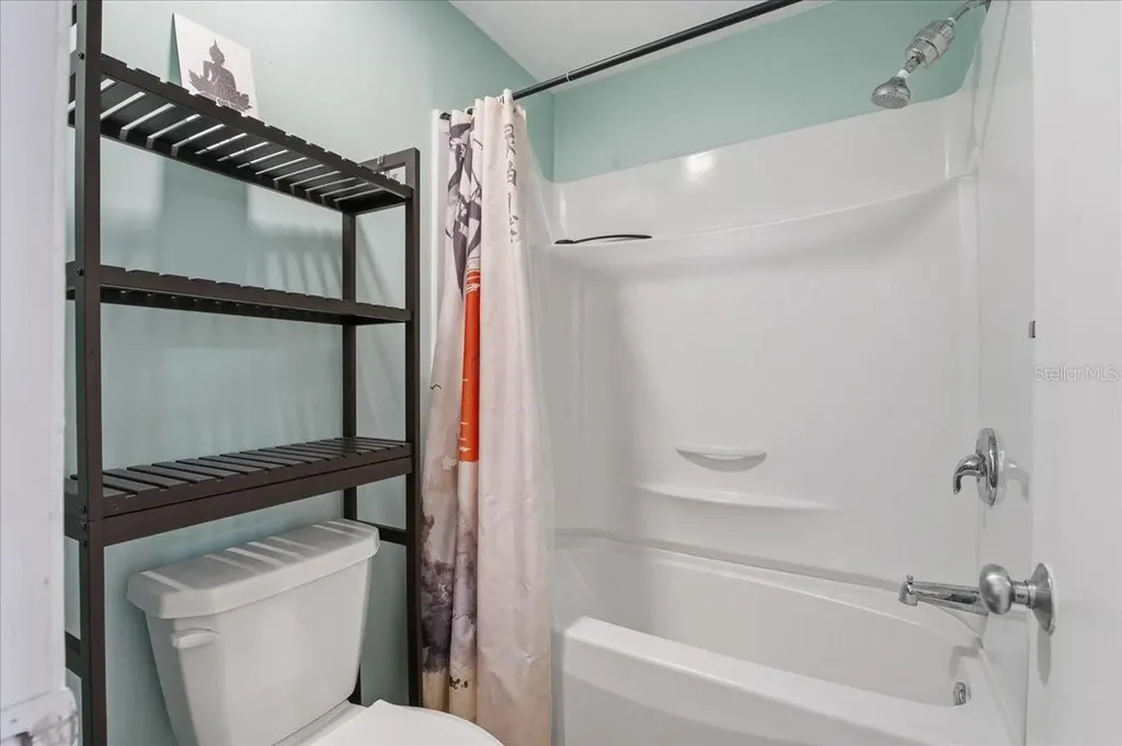 455 Alt 19 S Palm Harbor FL 34683