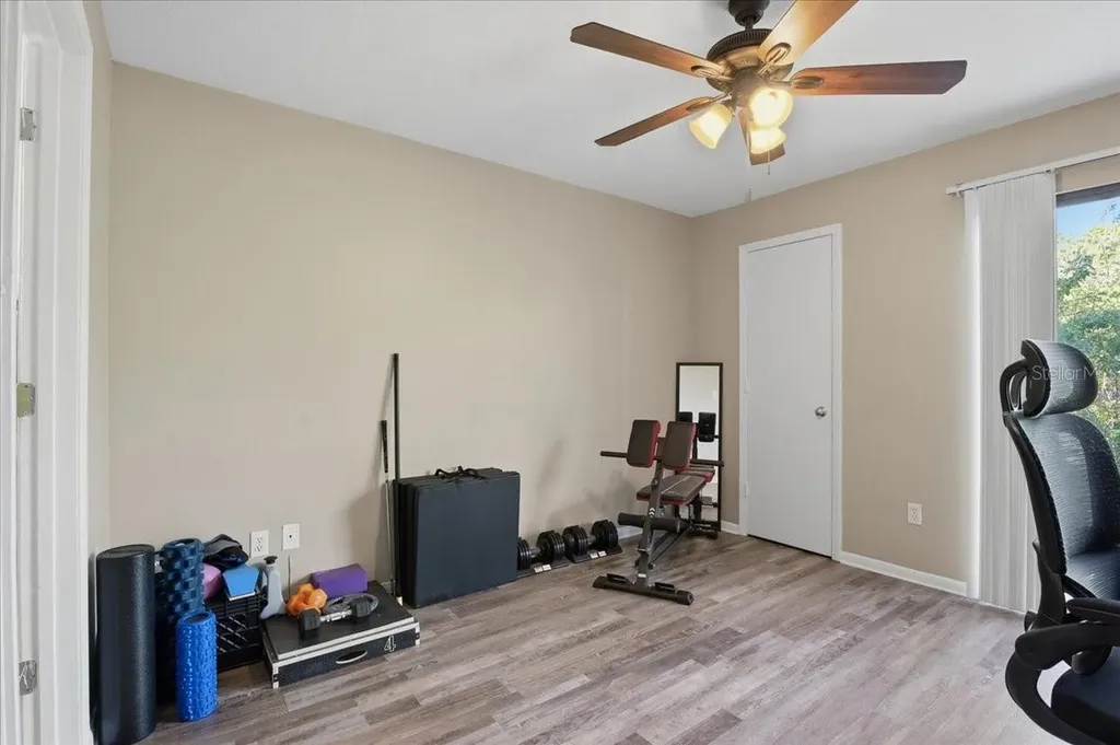 455 Alt 19 S Palm Harbor FL 34683
