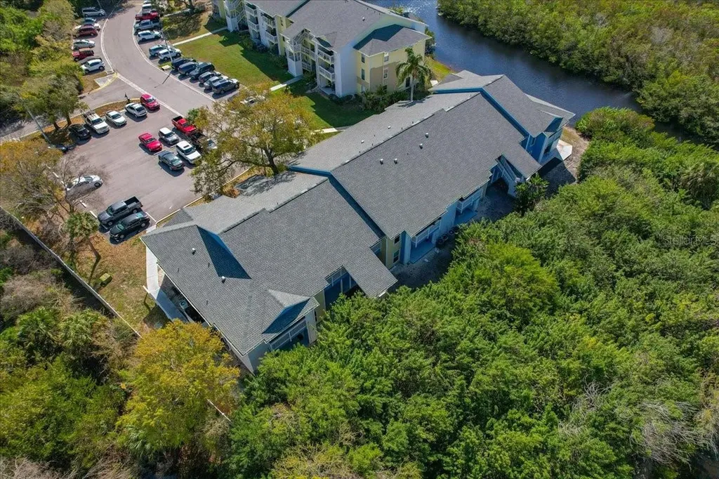 455 Alt 19 S Palm Harbor FL 34683