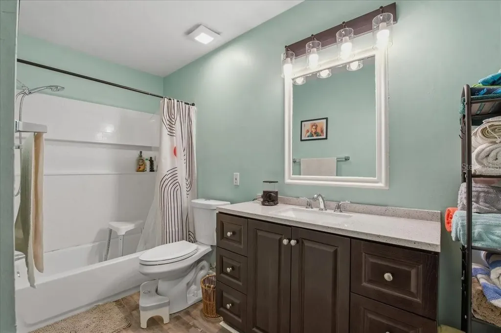 455 Alt 19 S Palm Harbor FL 34683