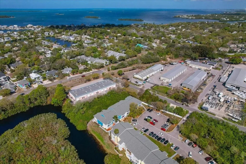 455 Alt 19 S Palm Harbor FL 34683