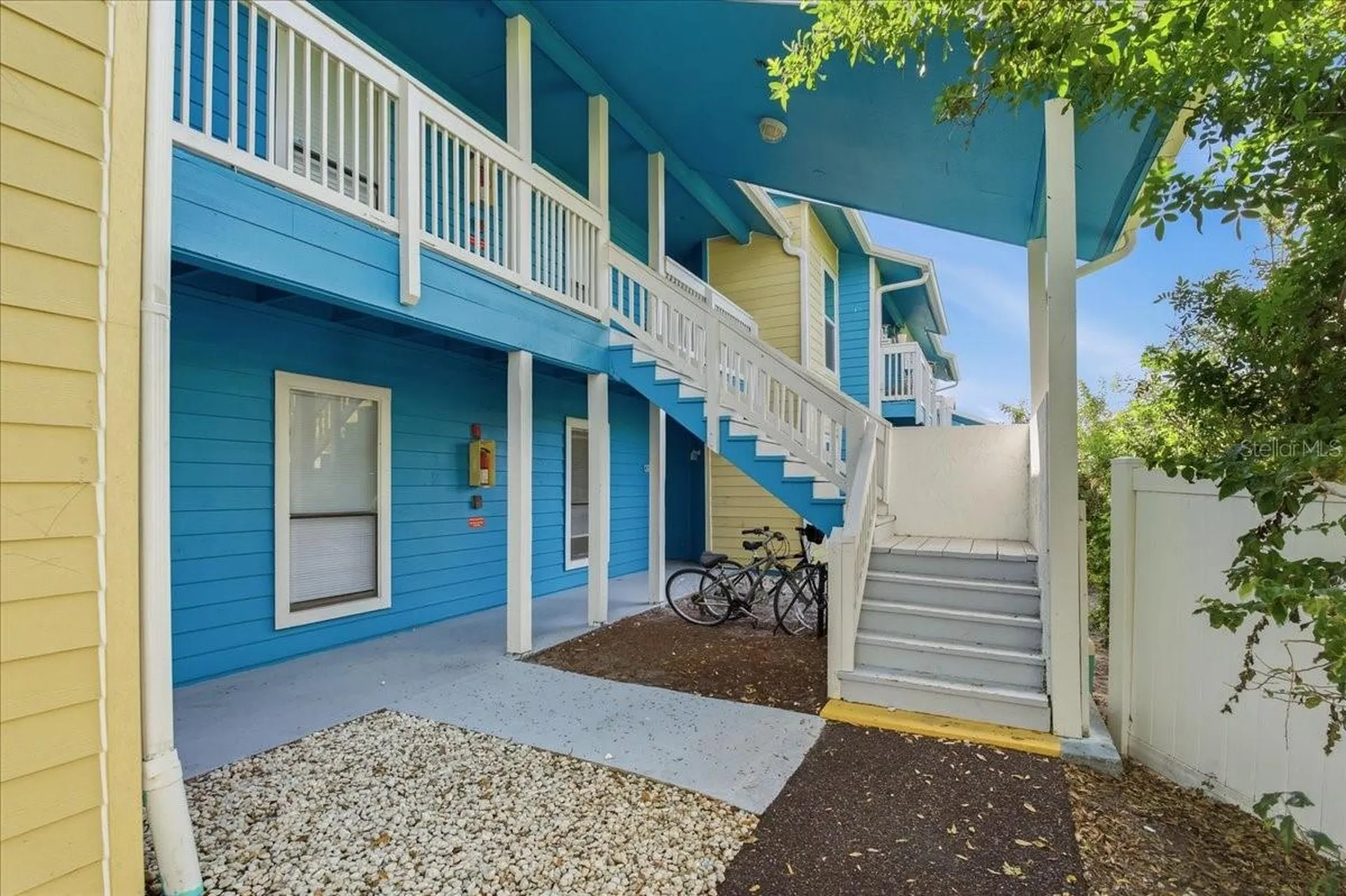 455 Alt 19 S Palm Harbor FL 34683
