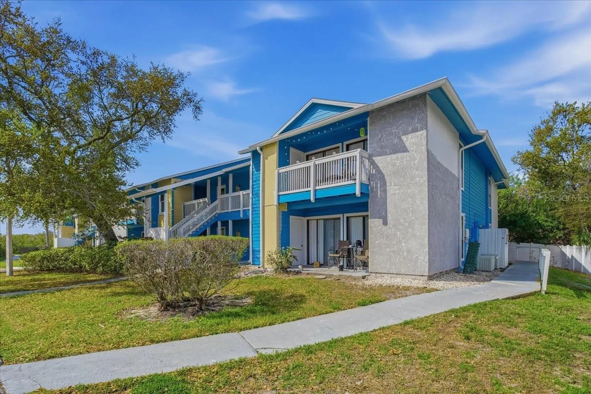455 Alt 19 S Palm Harbor FL 34683