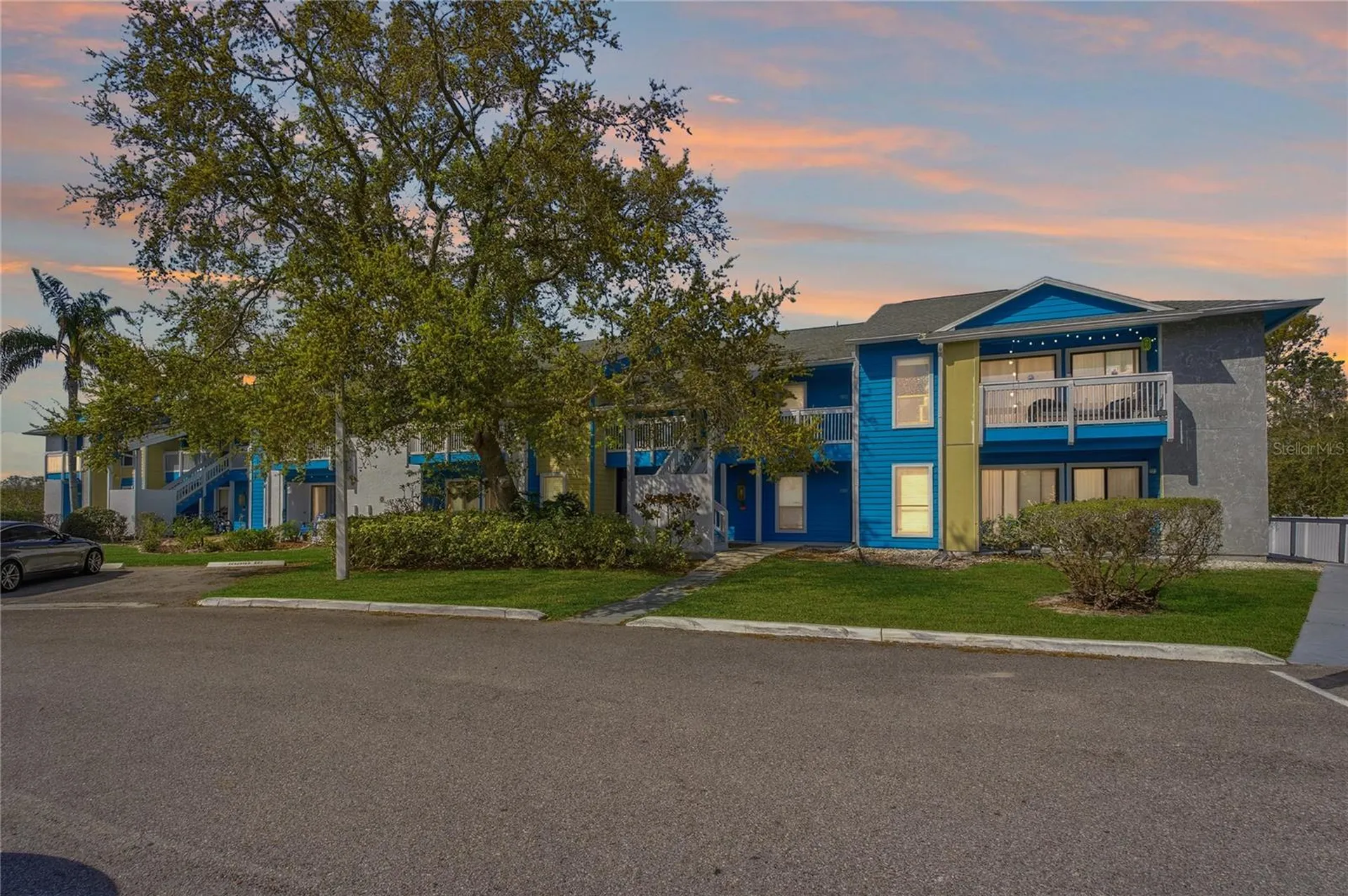 455 Alt 19 S Palm Harbor FL 34683