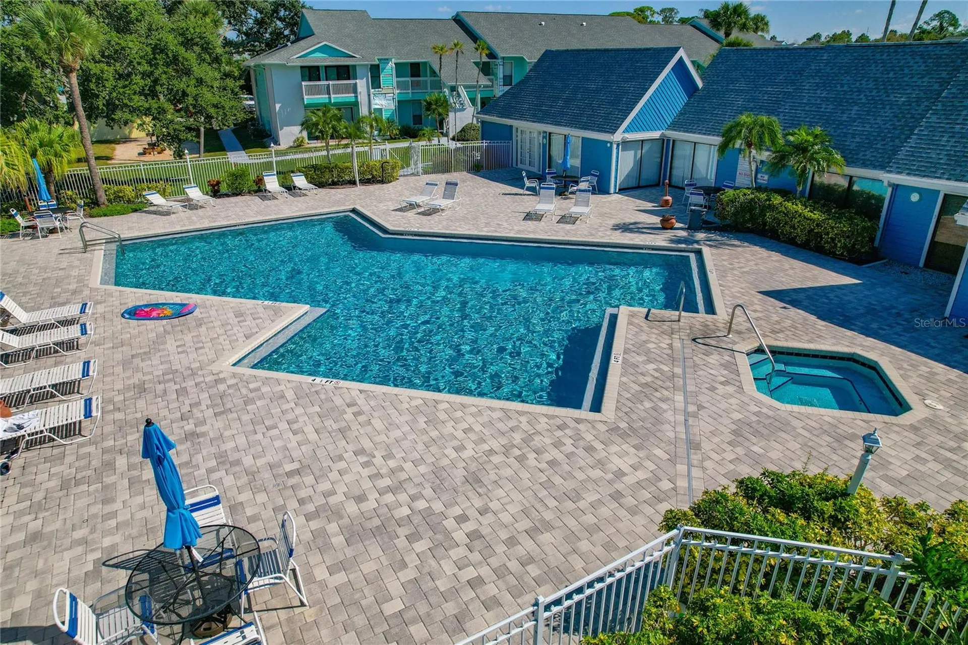 455 Alt 19 S Palm Harbor FL 34683
