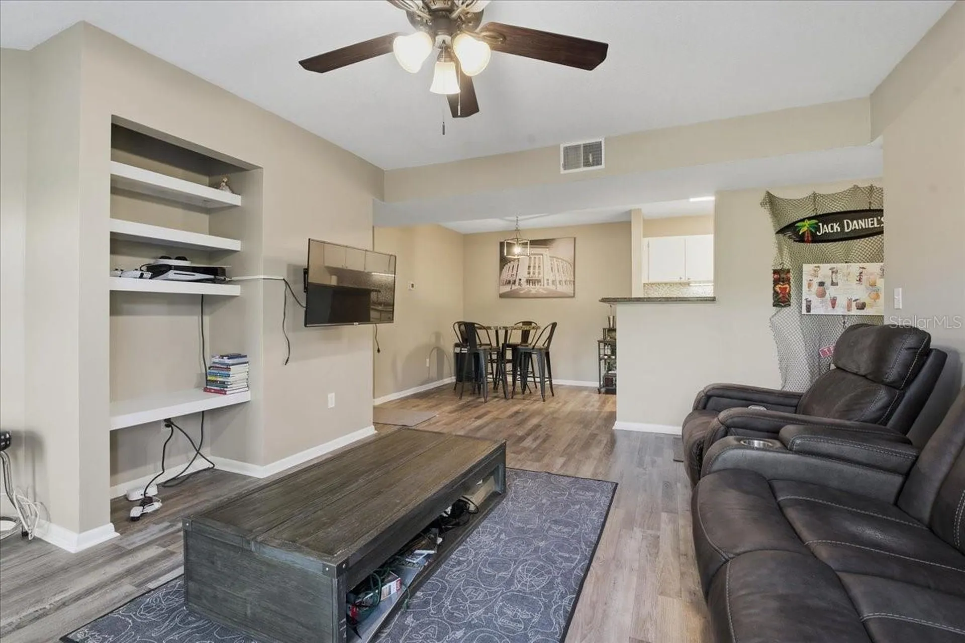 455 Alt 19 S Palm Harbor FL 34683