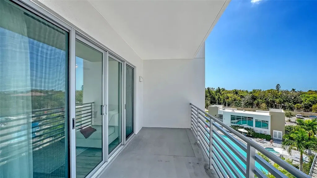 1703 N Tamiami Trail Sarasota FL 34234