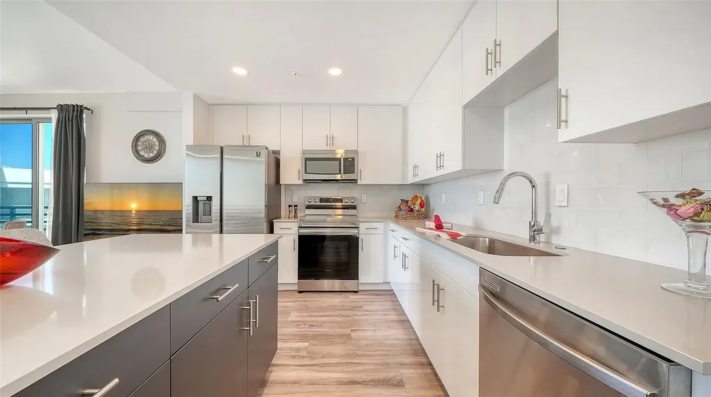 1703 N Tamiami Trail Sarasota FL 34234