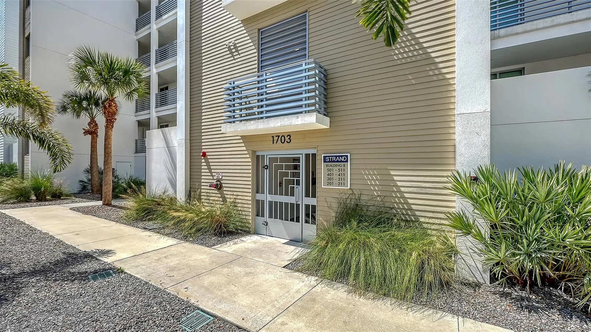 1703 N Tamiami Trail Sarasota FL 34234