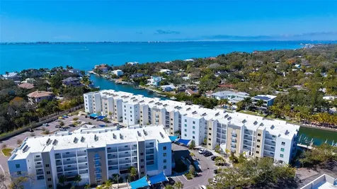 1703 N Tamiami Trail Sarasota FL 34234
