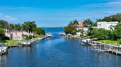 1703 N Tamiami Trail Sarasota FL 34234