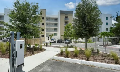 1703 N Tamiami Trail Sarasota FL 34234