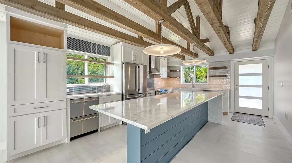 948 Spanish Drive S Longboat Key FL 34228