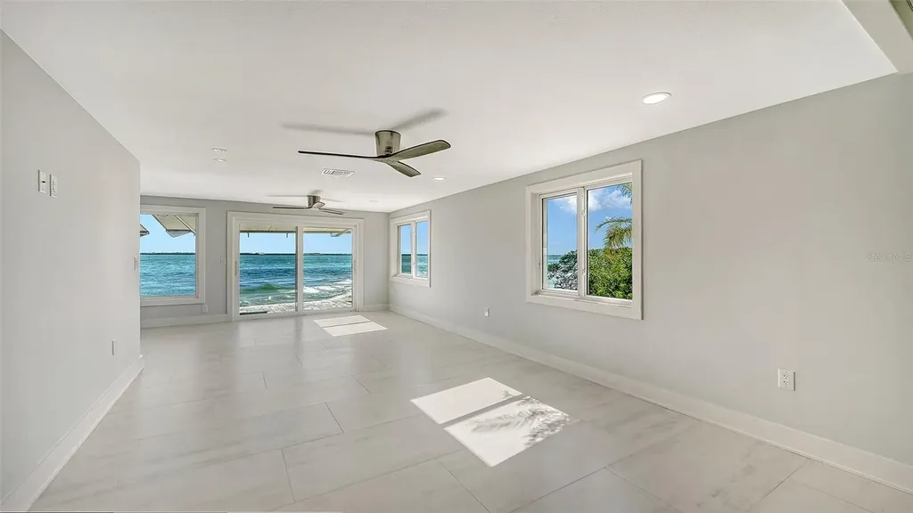 948 Spanish Drive S Longboat Key FL 34228