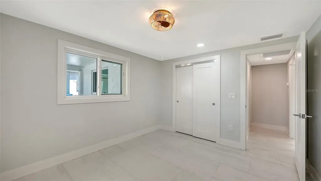 948 Spanish Drive S Longboat Key FL 34228