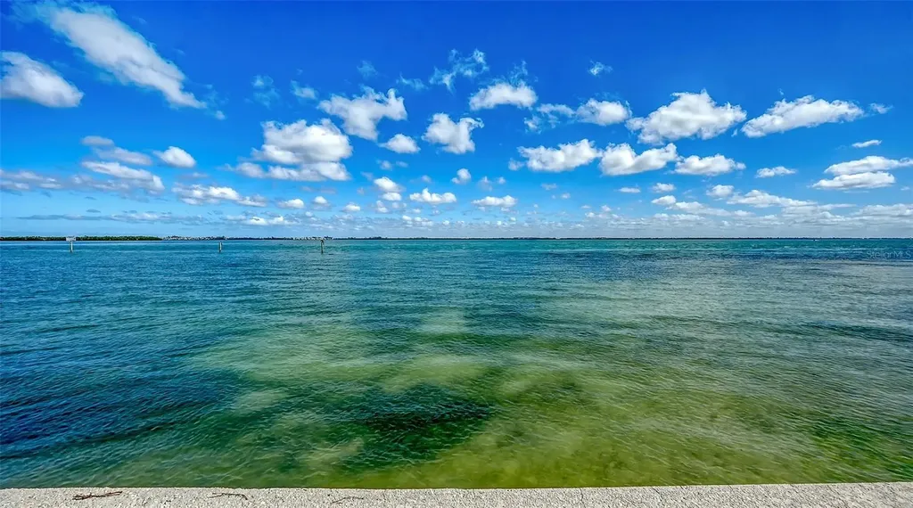 948 Spanish Drive S Longboat Key FL 34228
