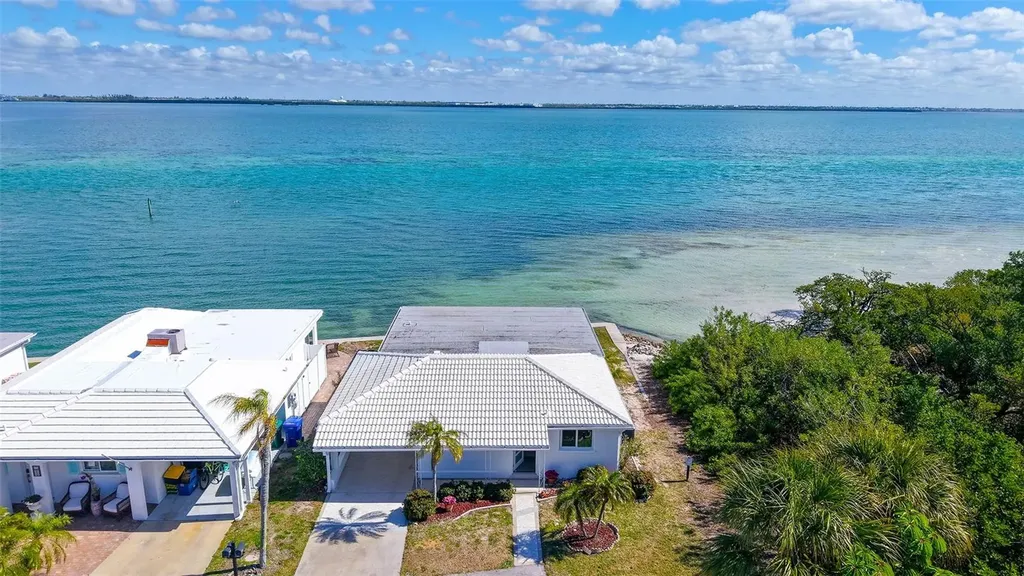 948 Spanish Drive S Longboat Key FL 34228