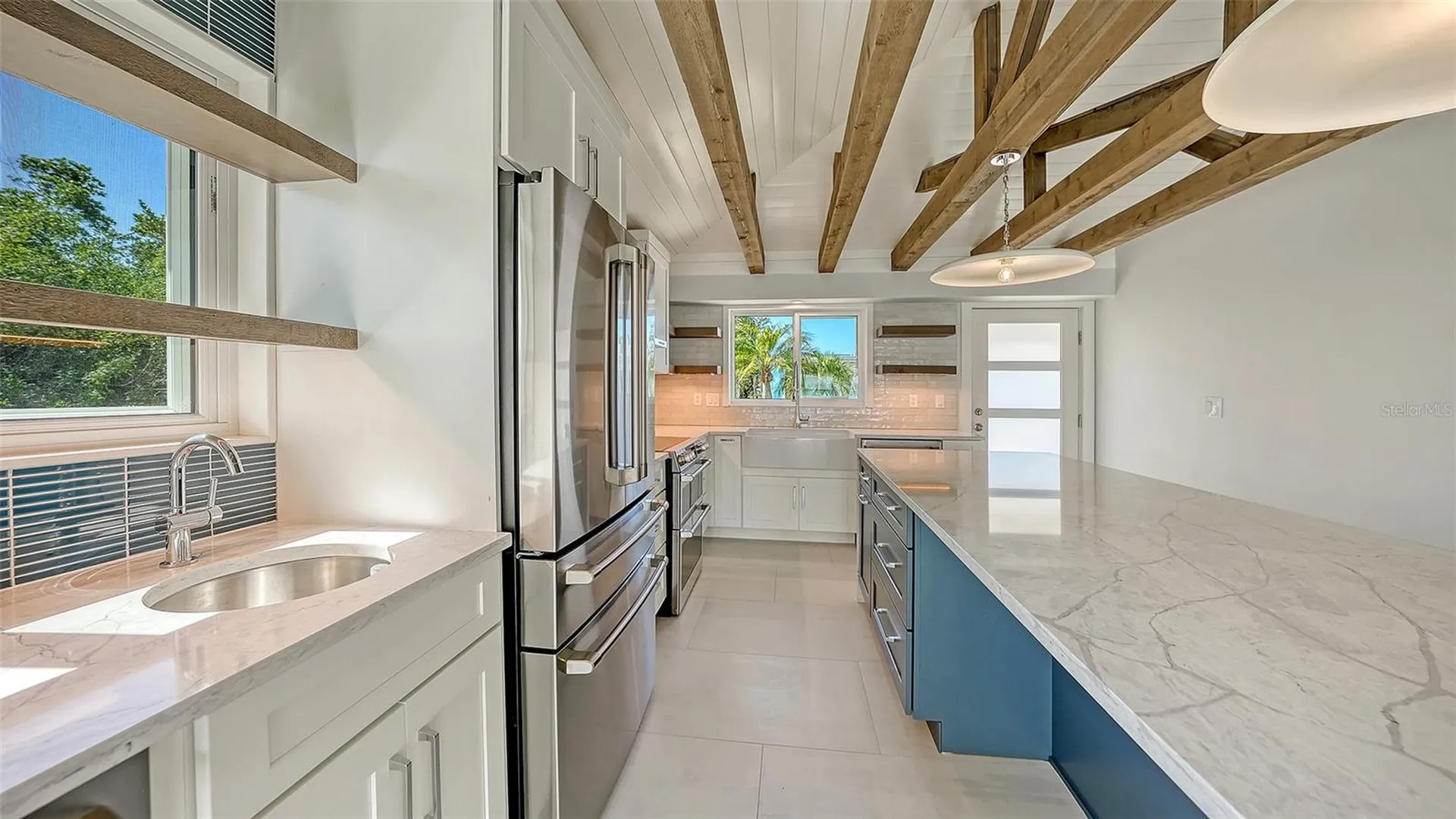 948 Spanish Drive S Longboat Key FL 34228