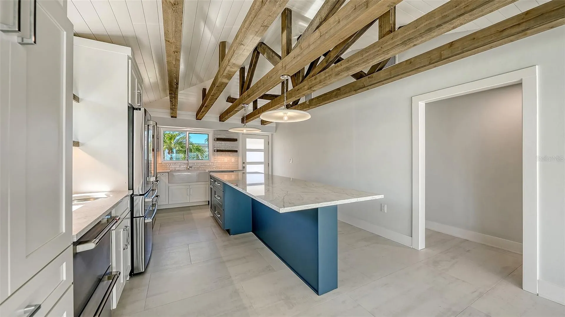 948 Spanish Drive S Longboat Key FL 34228