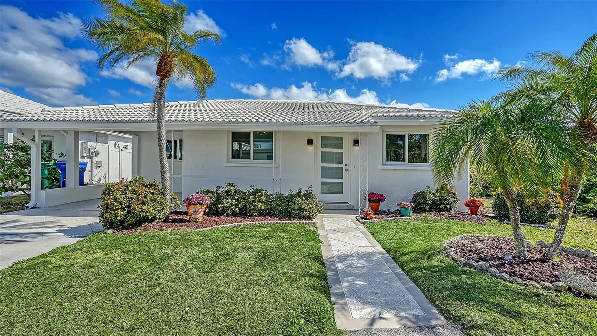 948 Spanish Drive S Longboat Key FL 34228