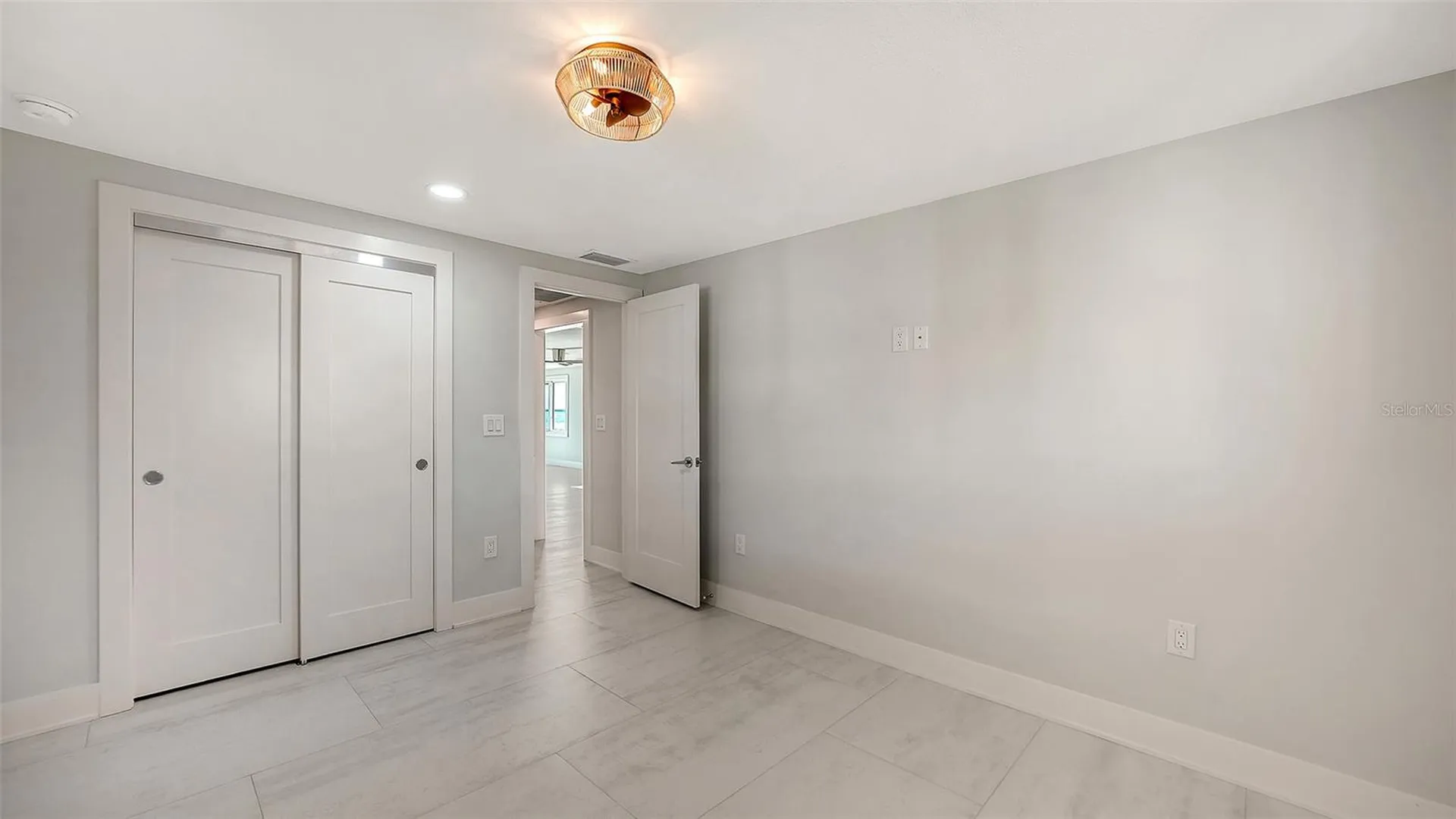 948 Spanish Drive S Longboat Key FL 34228