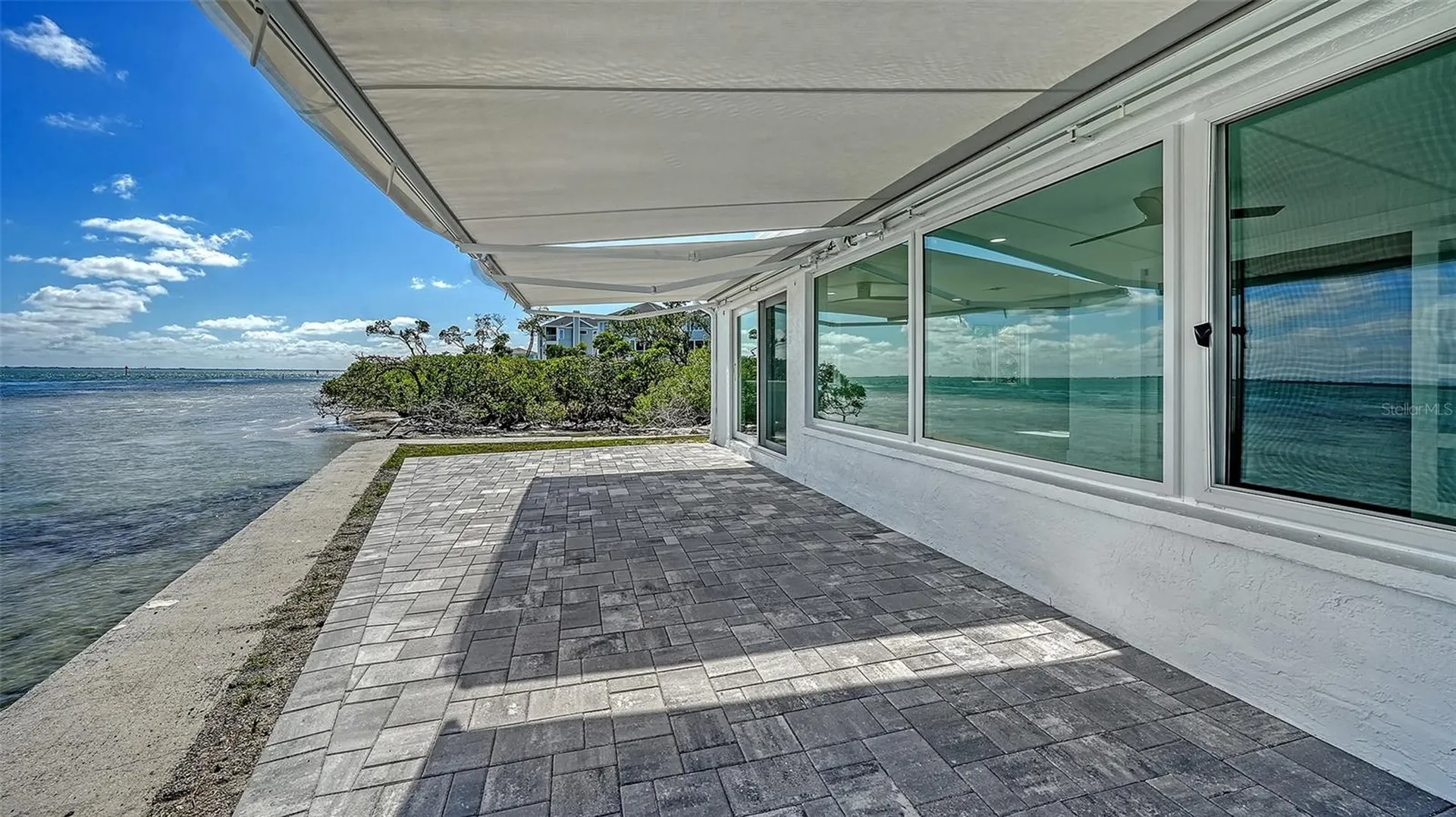 948 Spanish Drive S Longboat Key FL 34228