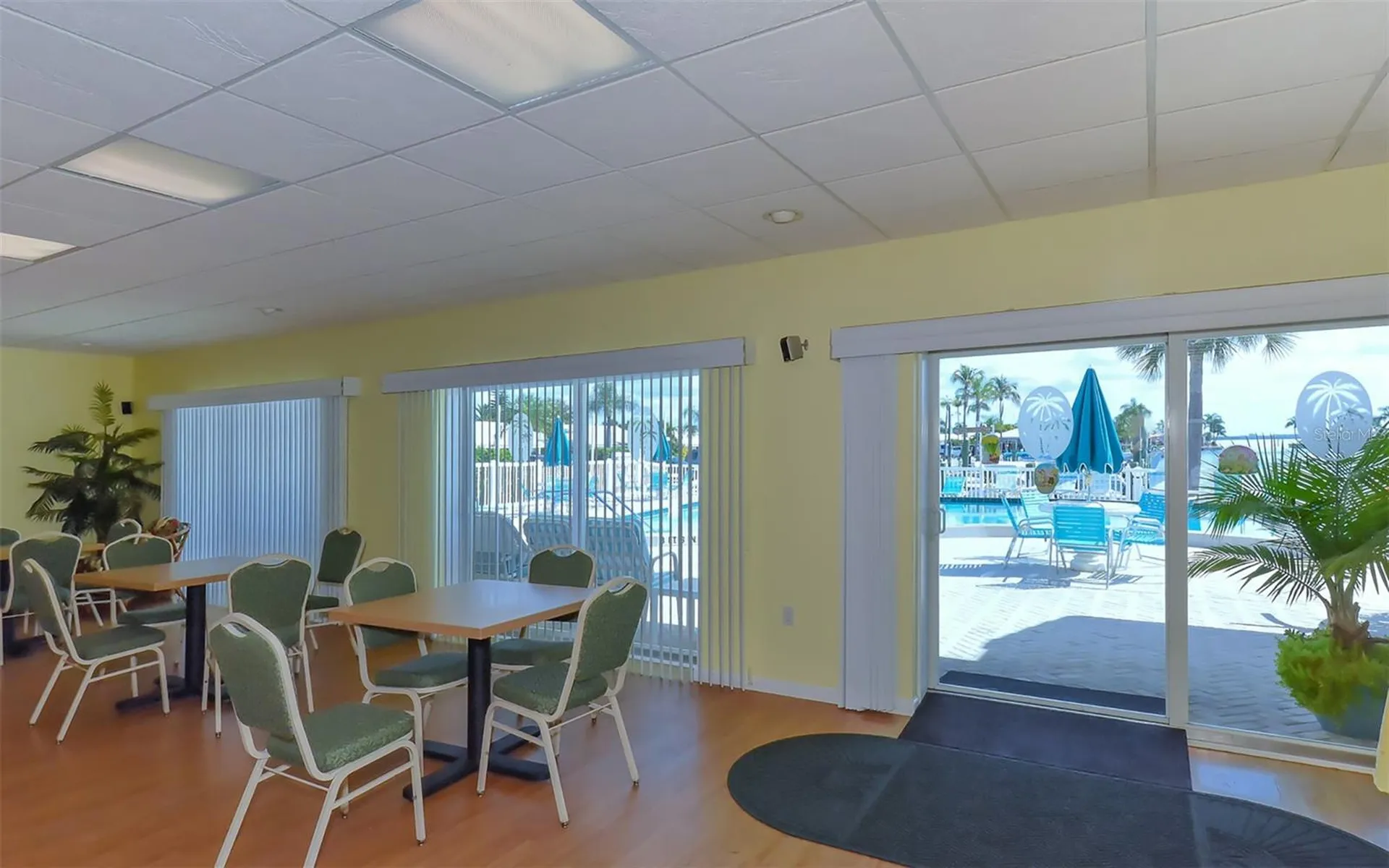 948 Spanish Drive S Longboat Key FL 34228