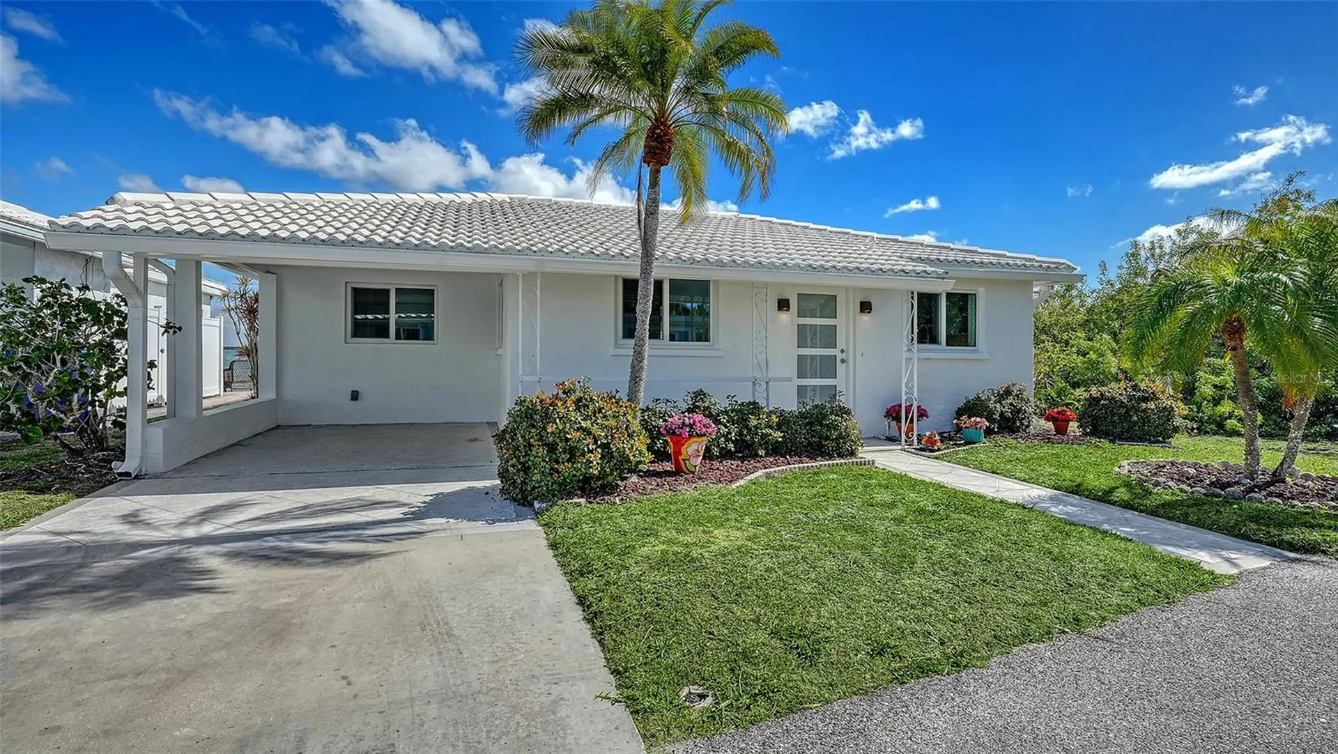 948 Spanish Drive S Longboat Key FL 34228