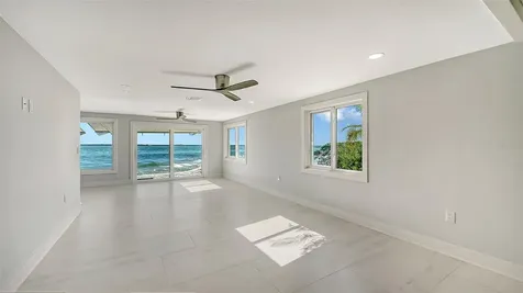 948 Spanish Drive S Longboat Key FL 34228