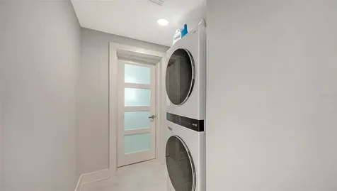948 Spanish Drive S Longboat Key FL 34228
