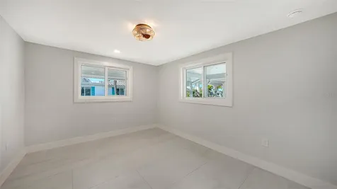 948 Spanish Drive S Longboat Key FL 34228