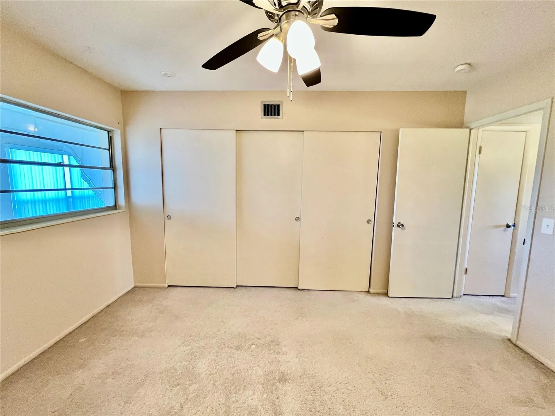 2041 Australia Way W Clearwater FL 33763