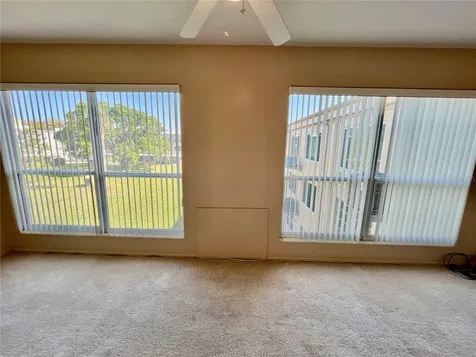 2041 Australia Way W Clearwater FL 33763