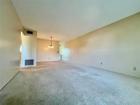 2041 Australia Way W Clearwater FL 33763