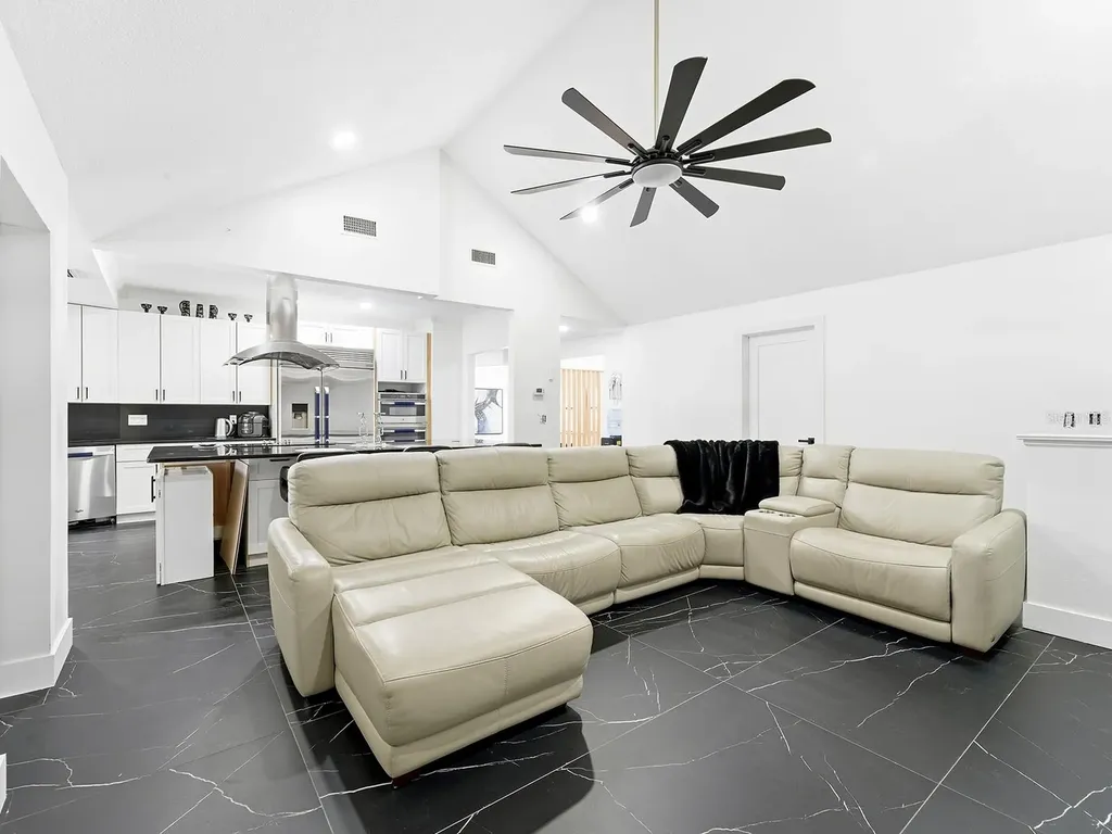 142 Barrington Drive Brandon FL 33511