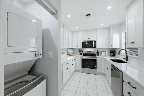 1230 56th Street W Bradenton FL 34209