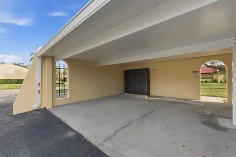 1230 56th Street W Bradenton FL 34209