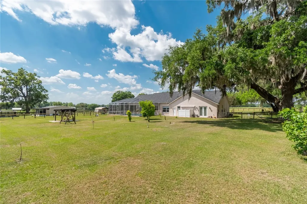 13025 NW Gainesville Road Reddick FL 32686