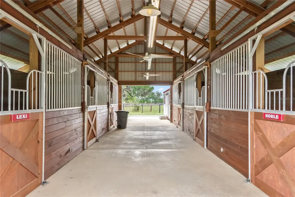 13025 NW Gainesville Road Reddick FL 32686