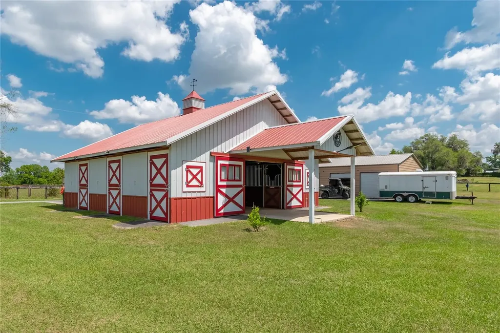 13025 NW Gainesville Road Reddick FL 32686