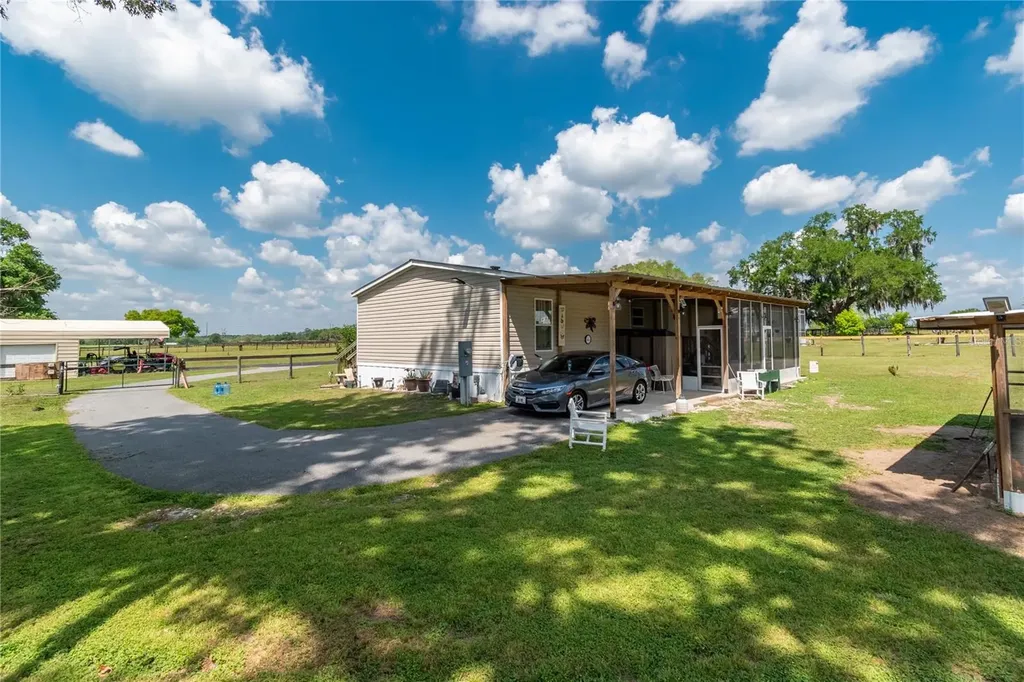 13025 NW Gainesville Road Reddick FL 32686
