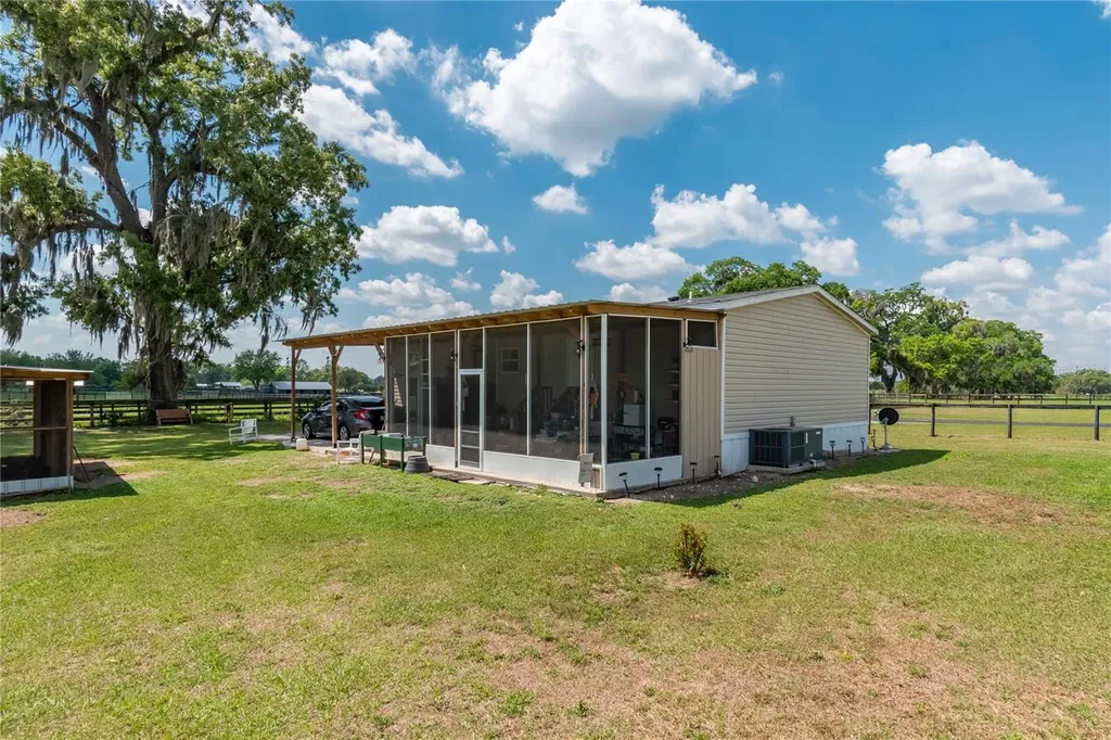 13025 NW Gainesville Road Reddick FL 32686