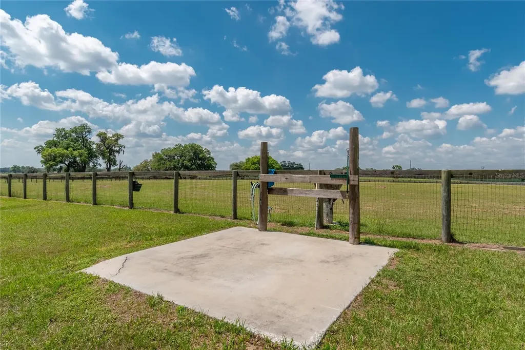13025 NW Gainesville Road Reddick FL 32686