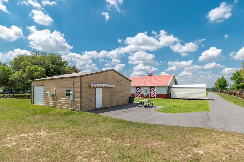 13025 NW Gainesville Road Reddick FL 32686
