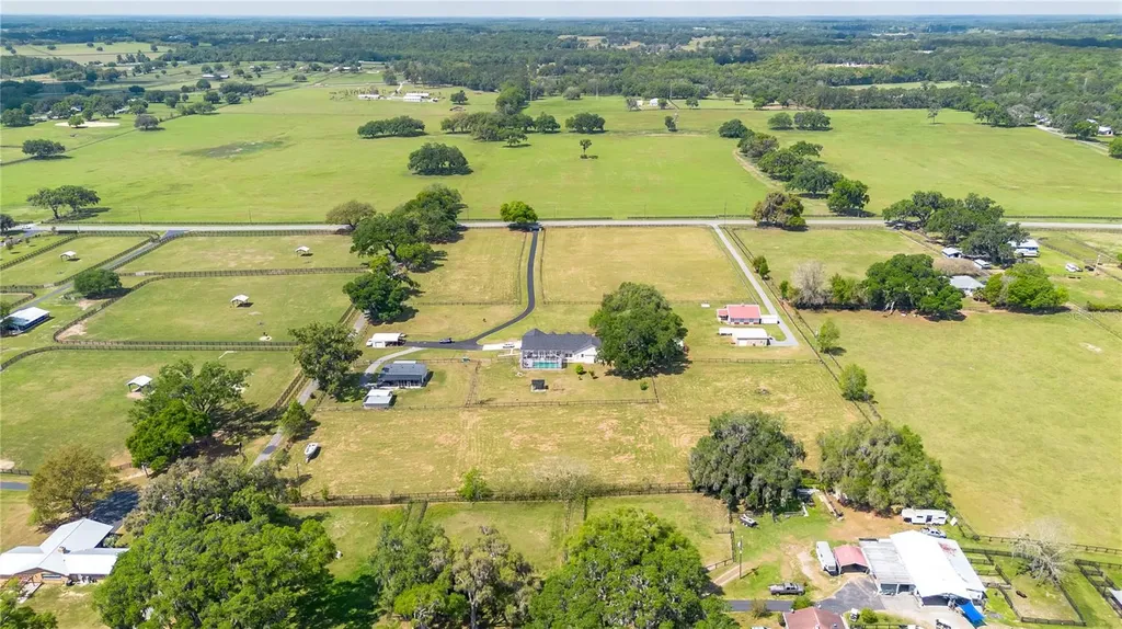 13025 NW Gainesville Road Reddick FL 32686