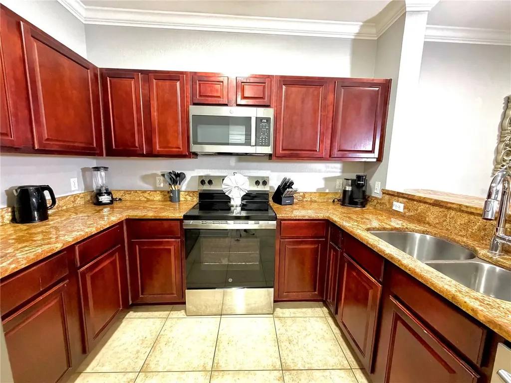 1301 Tuscan Terrace Davenport FL 33896